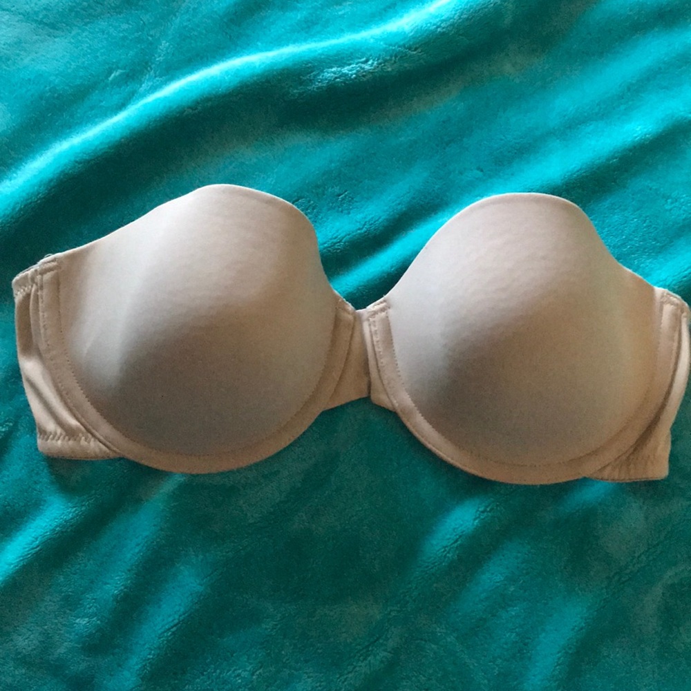 Nude strapless bra